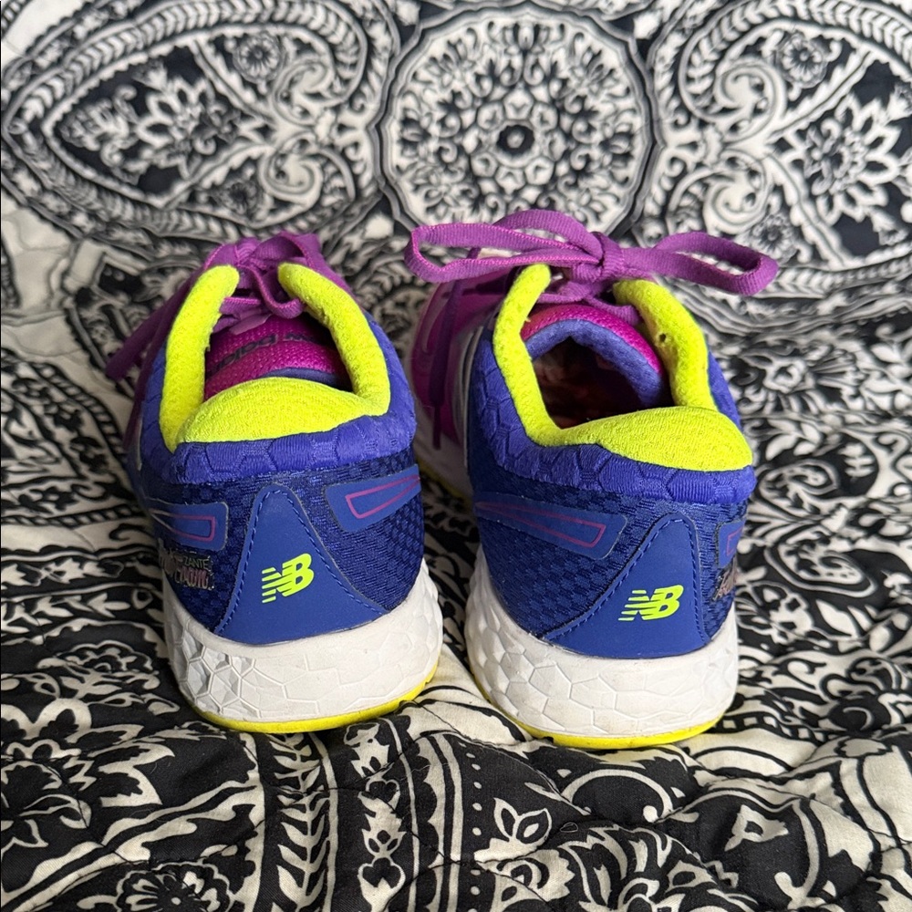 New Balance Women's Purple and Blue Athletic Shoes - Picture 2 of 6